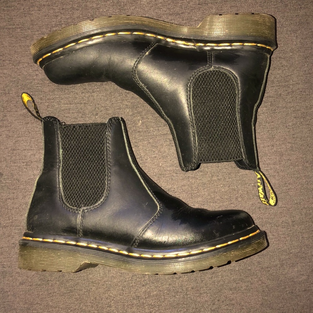 Dr Martens Leather Chelsea Boots